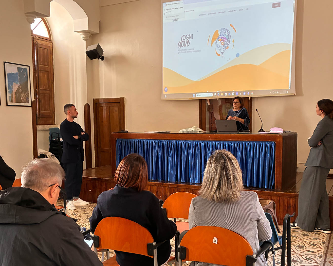 conferenza OGNIDOVE Puglia2_0000s_0003_IMG_5631